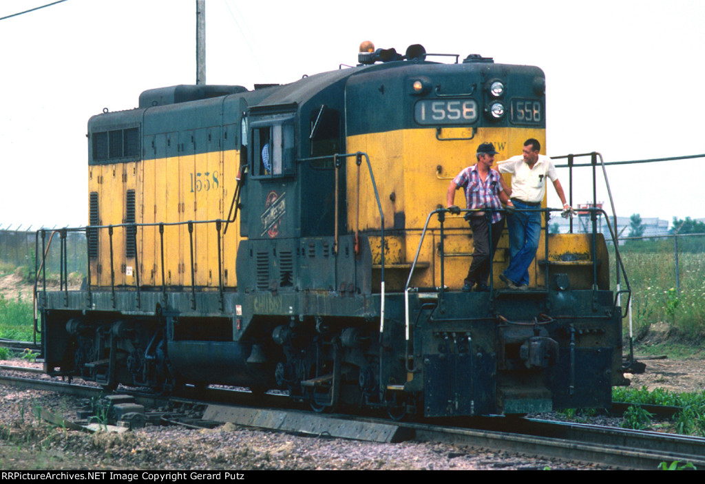 C&NW GP7 #1558 e/b